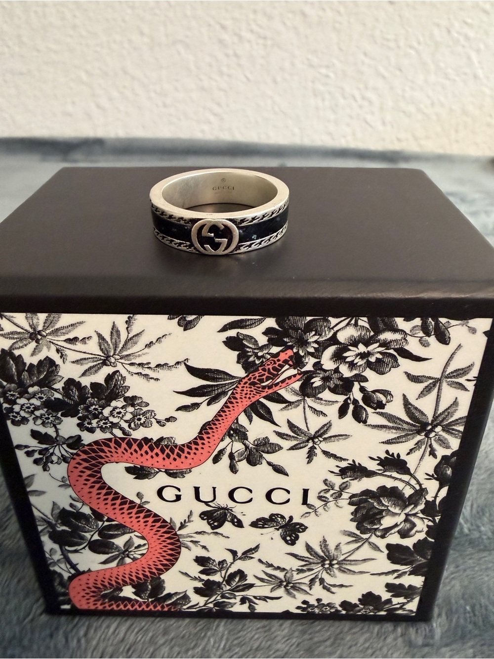 NWT Gucci Interlocking G Black Enamel Sterling 925 Silver Ring Sz 21 US 9.5